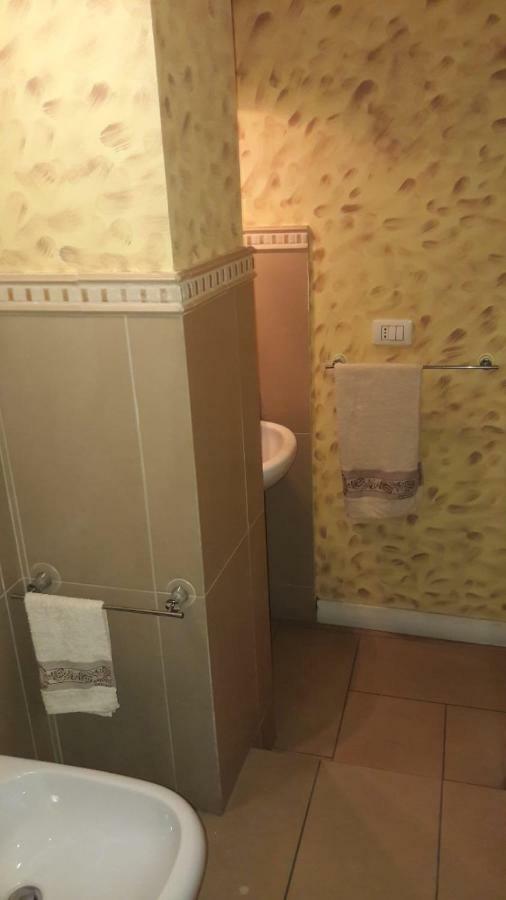 Bastiano'S Rooms Катанія Екстер'єр фото